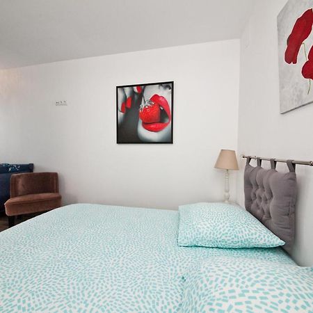 Gite 65 M2 200 M Gare T-G-V 400 M Centre-Ville Grand Parking 250 Places Gratuit Face Au Logement Arras Luaran gambar
