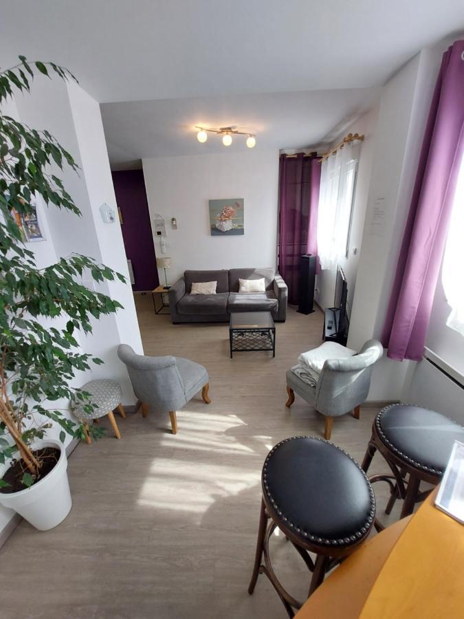 Gite 65 M2 200 M Gare T-G-V 400 M Centre-Ville Grand Parking 250 Places Gratuit Face Au Logement Arras Luaran gambar